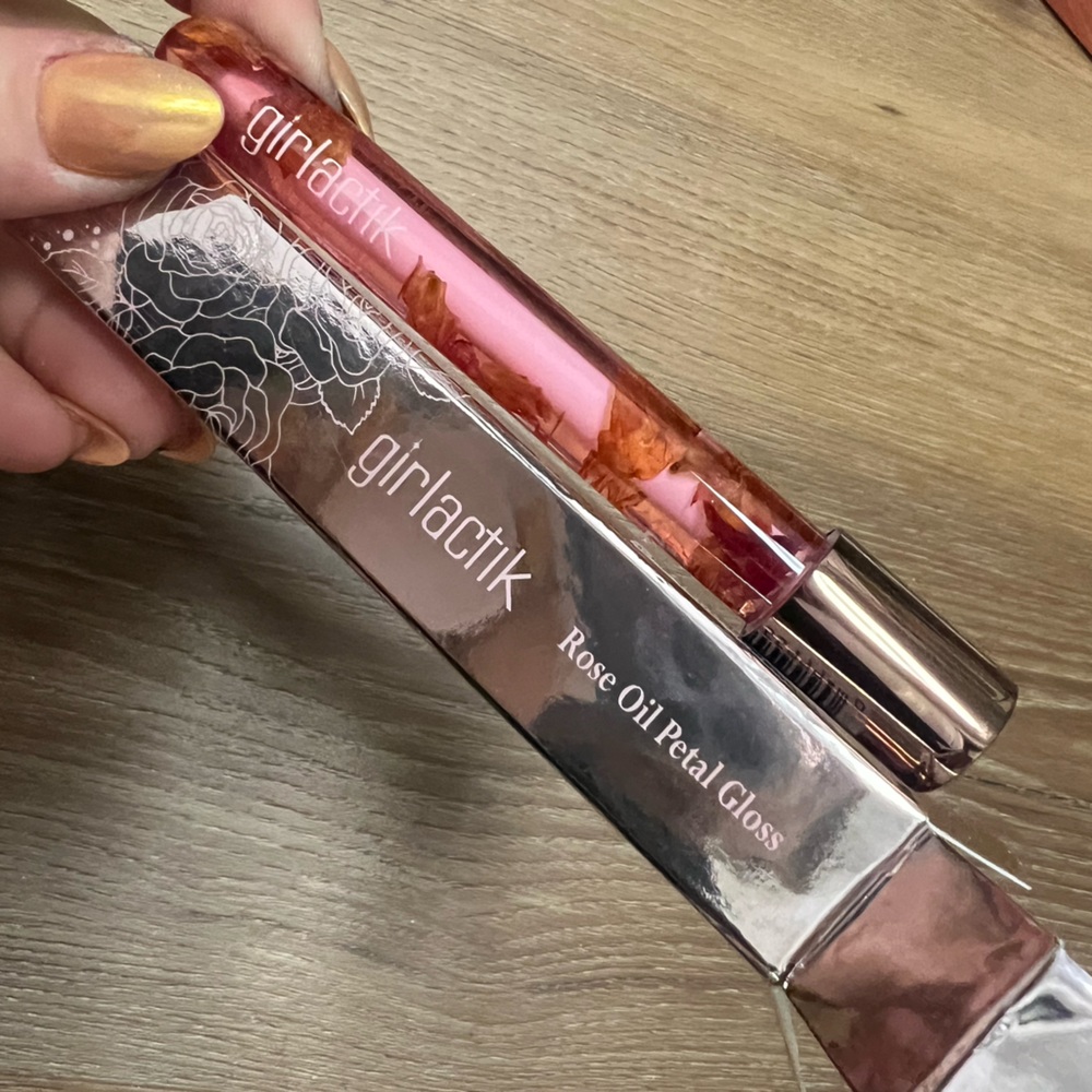 Girlactik Rose Oil Clear Petal Gloss